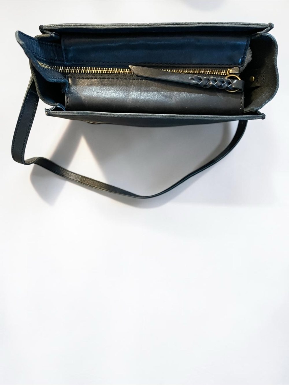 Madewell Black Leather Crossbody Saddle Bag Brass Hardware Quiet Luxury - Picture 3 of 6